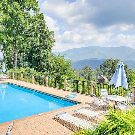 Pet-Friendly Gatlinburg Retreat With Hot Tub! Villa ภายนอก รูปภาพ