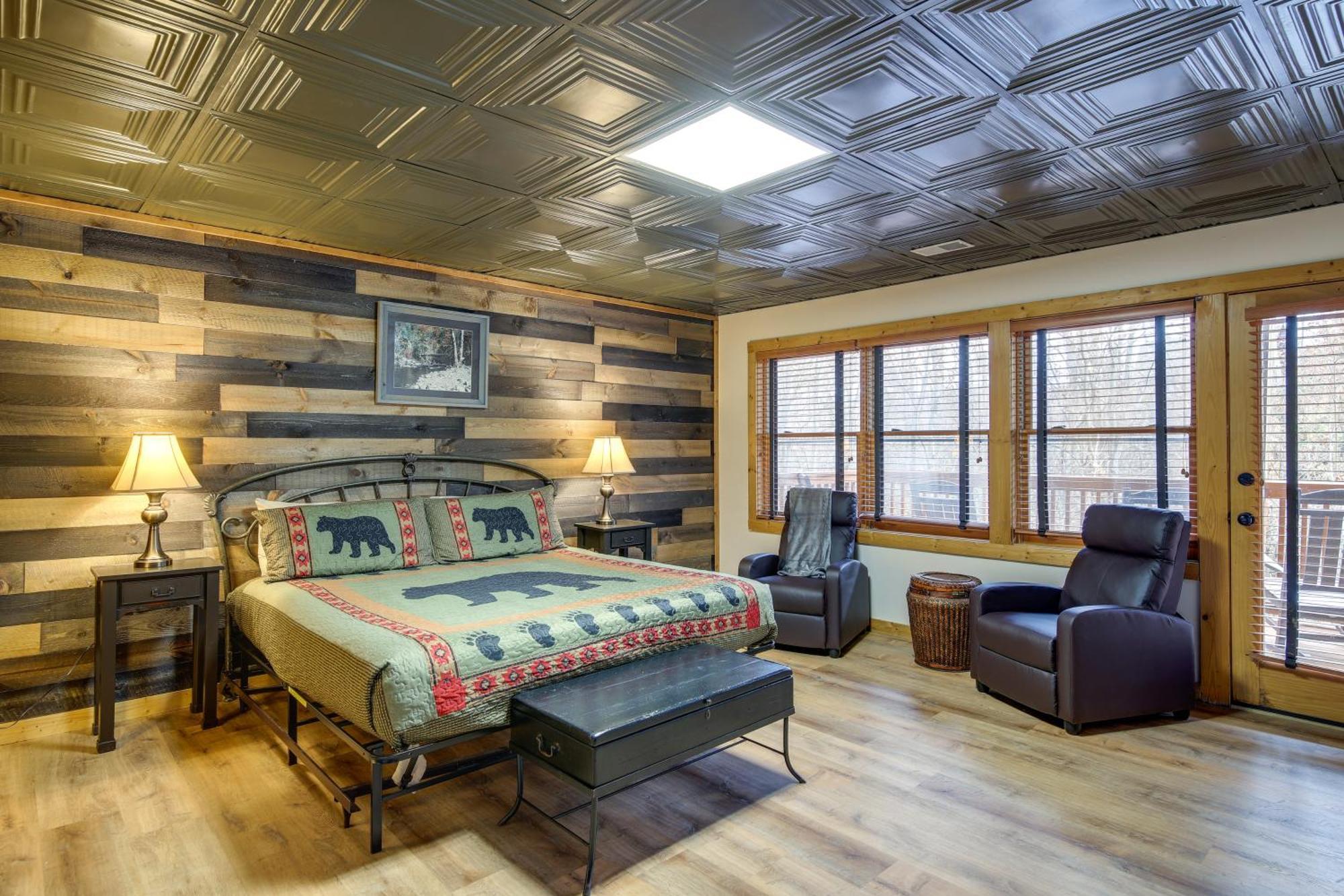 Pet-Friendly Gatlinburg Retreat With Hot Tub! Villa ภายนอก รูปภาพ