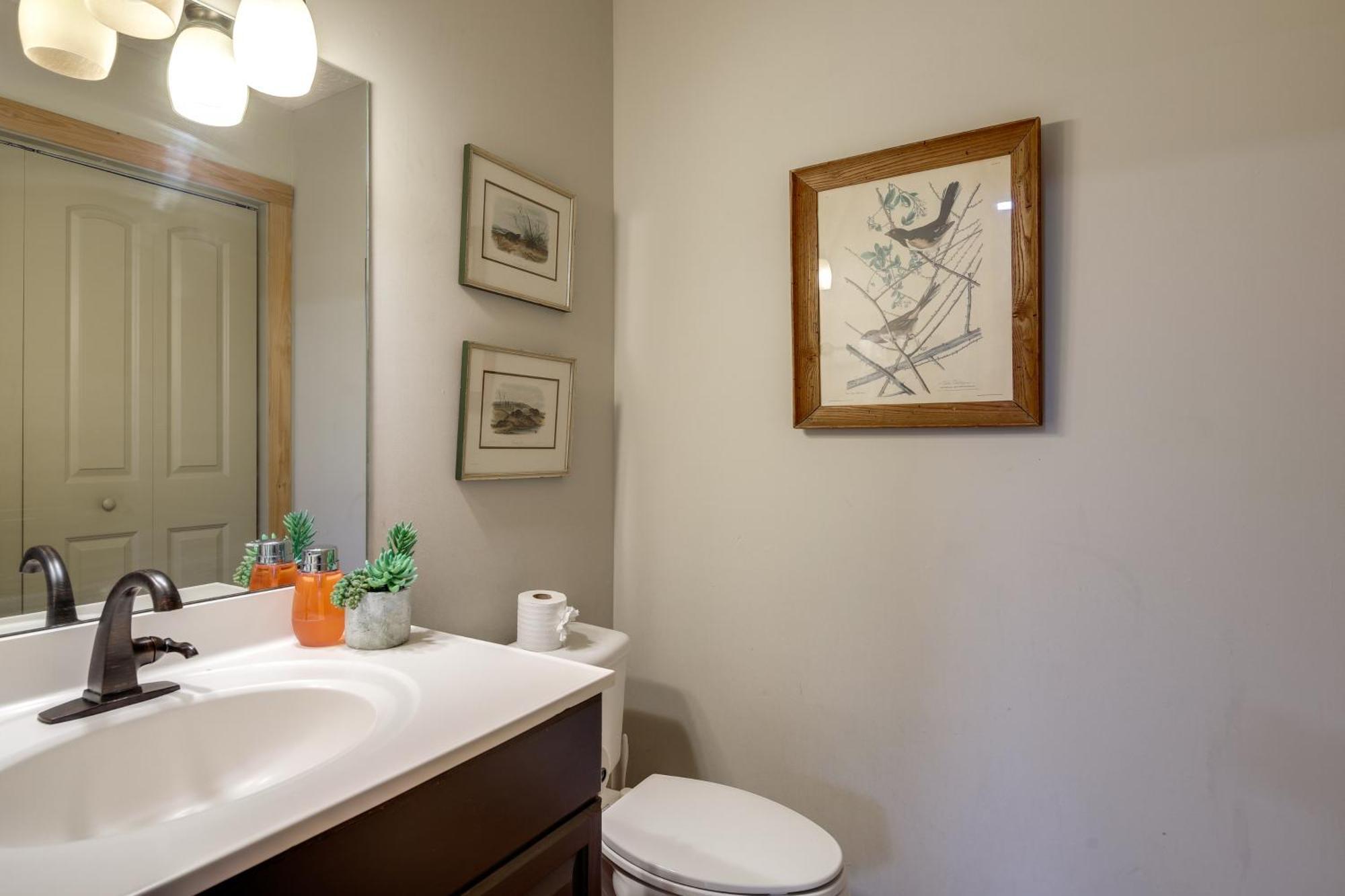 Pet-Friendly Gatlinburg Retreat With Hot Tub! Villa ภายนอก รูปภาพ